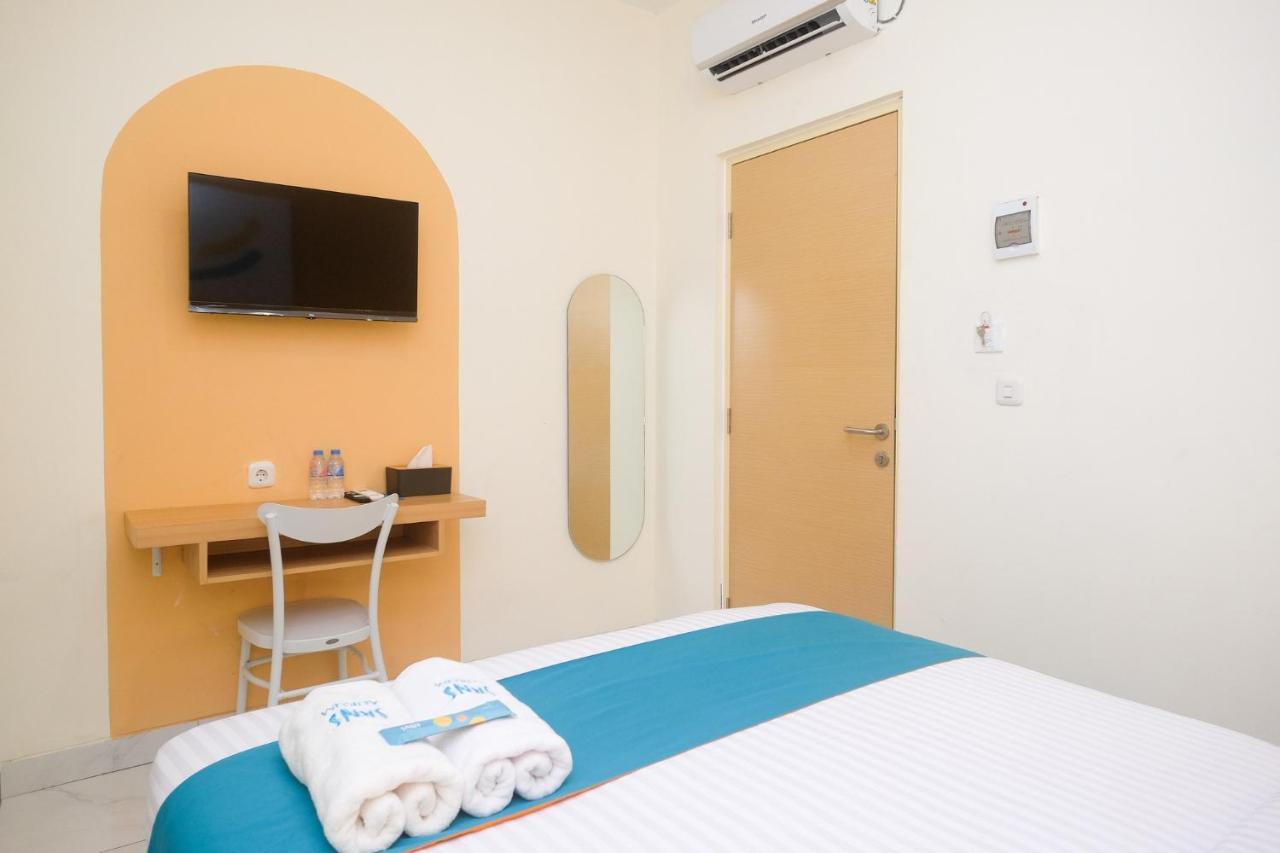 Sans Hotel Aurum Majapahit Семаранг Экстерьер фото